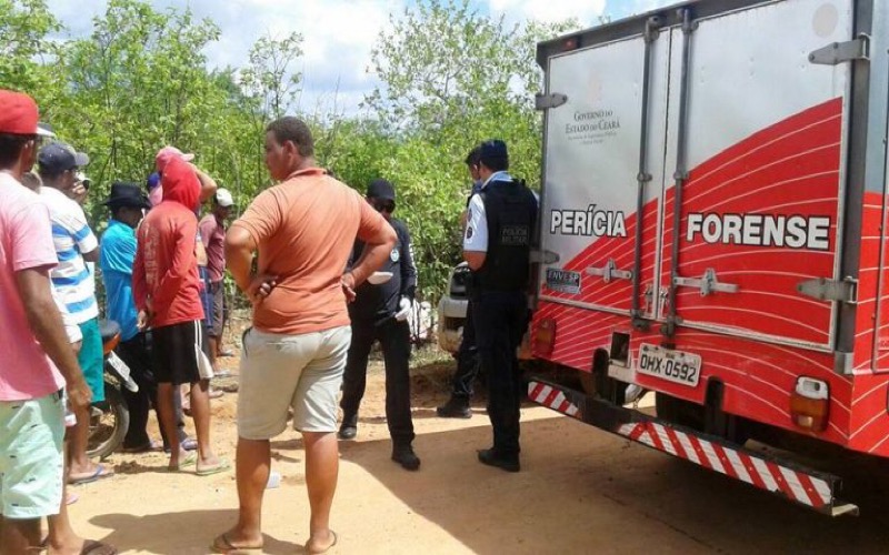Polícia investiga crime misterioso em que mãe e filho foram sequestrados e mortos