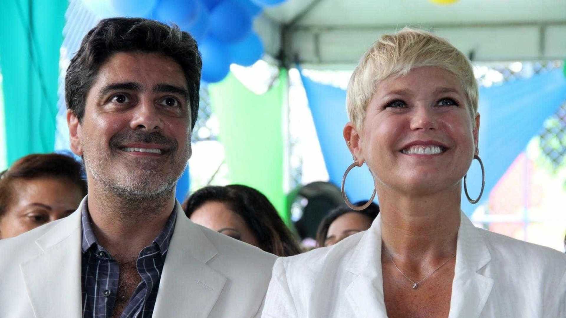 Xuxa homenageia Junno no dia do aniversário: ‘Pura gostosura’