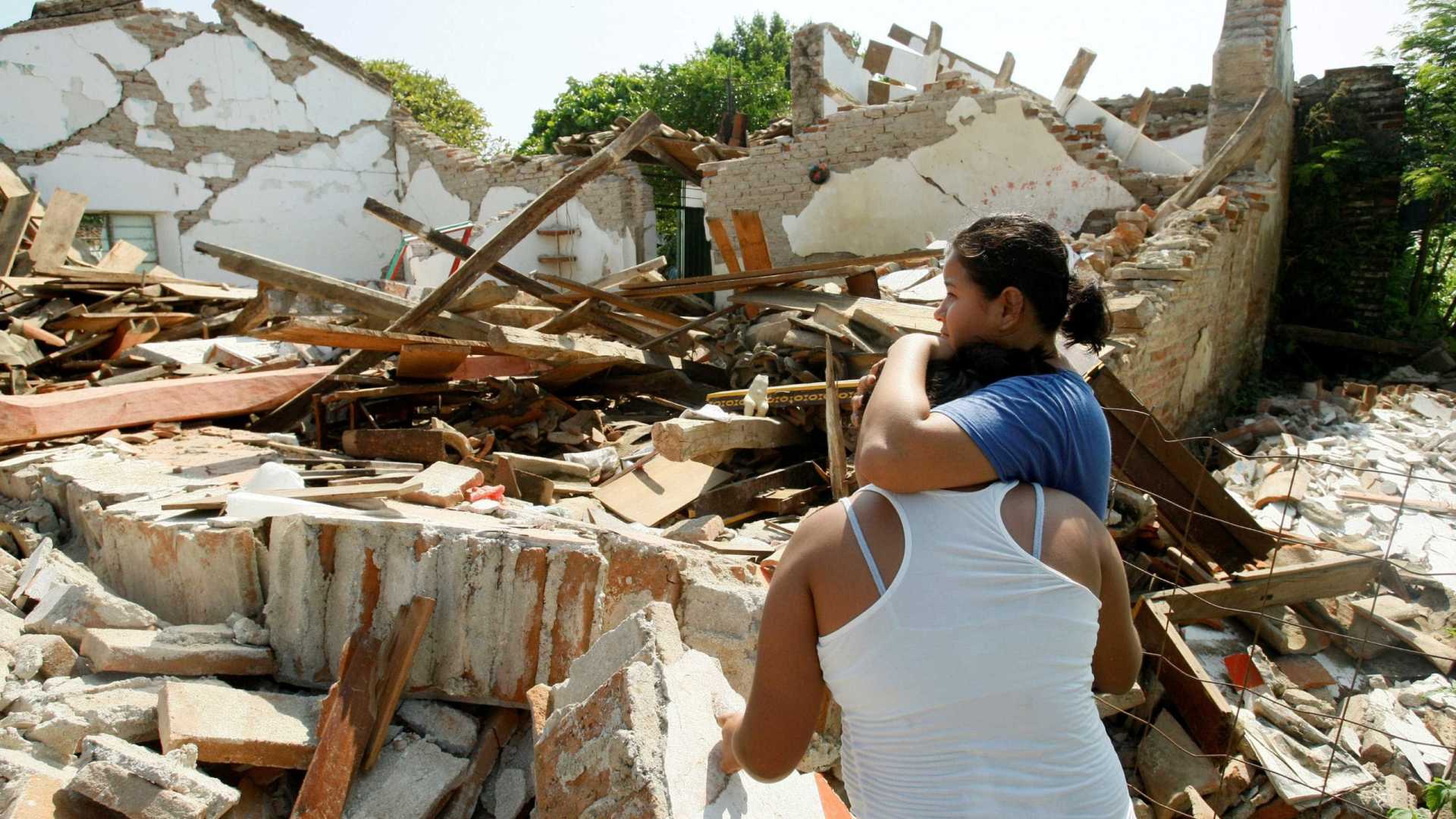 México: número de mortos no terremoto de 19 de setembro sobe para 331