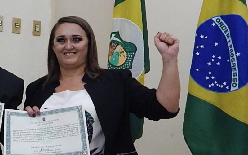 Prefeita de Saboeiro decreta exoneração de servidores em cargos comissionados