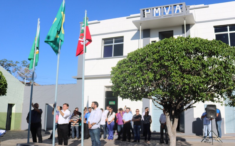 Hasteamento de bandeiras abrem o aniversário de 147 anos de Várzea Alegre