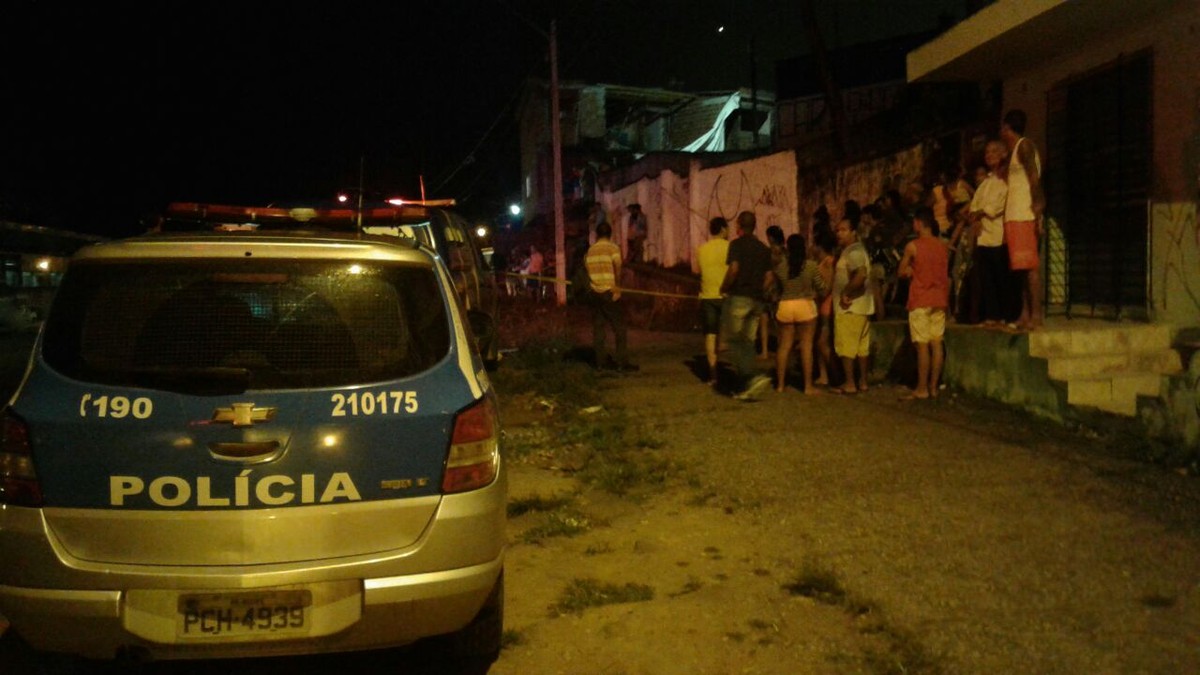 Vigilante morre durante tentativa de assalto a supermercado no Grande Recife