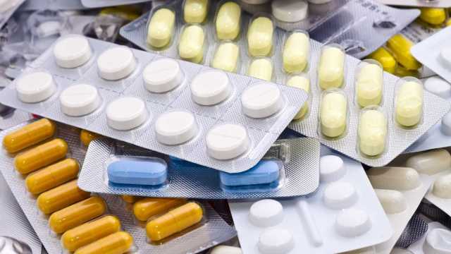 Cinco medicamentos são suspensos após inspeção em fábricas