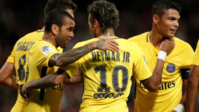 Dani Alves, T. Silva e Neymar são os mais convocados na atual seleção