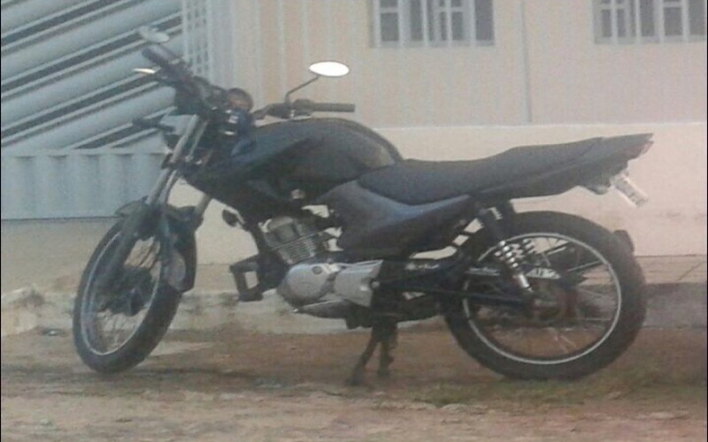 Moto é roubada em pleno centro de Crato
