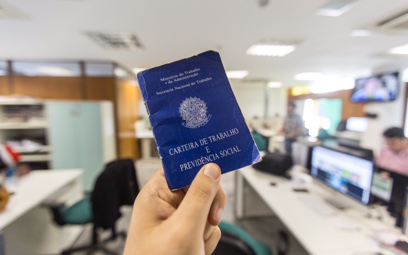 Ceará gera 2.161 vagas com carteira assinada em setembro