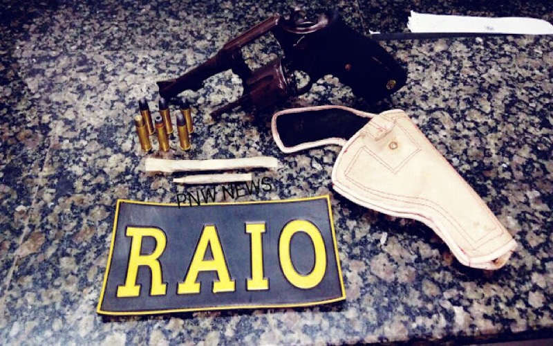 Crato – Polícia prende homem com arma e drogas em residência