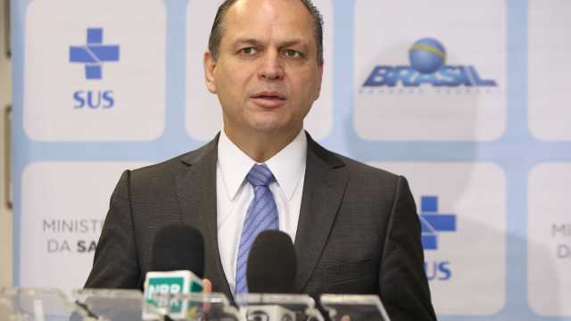 Governo quer mudar forma de distribuição de remédio para cortar gastos