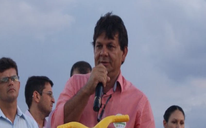 Prefeito anuncia asfaltamento que beneficiará Penaforte