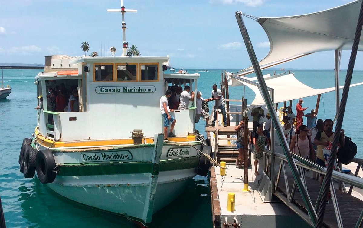Travessia Salvador-Mar Grande opera com seis embarcações e tem saídas a cada 30 minutos neste sábado