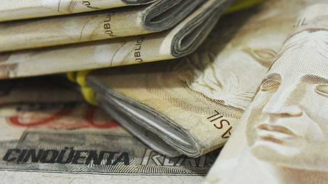 Governo deve liberar mais R$4 bi do Orçamento a 2 semanas do fim do ano