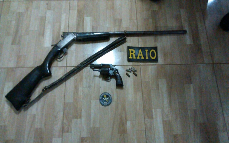 RAIO apreende duas armas e prende acusado de porte ilegal no Sítio São Francisco em Barbalha-CE