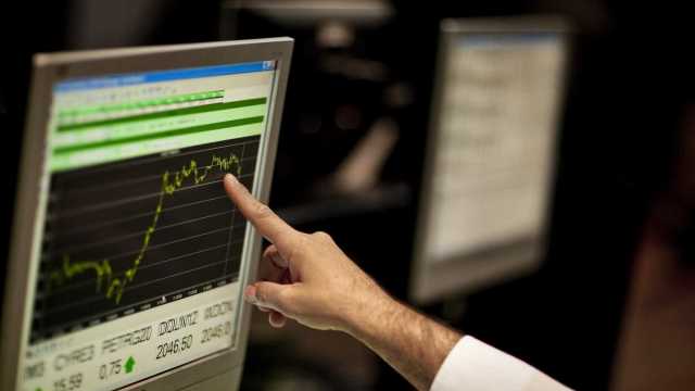 Bolsa brasileira emenda sétima alta seguida e bate recorde histórico