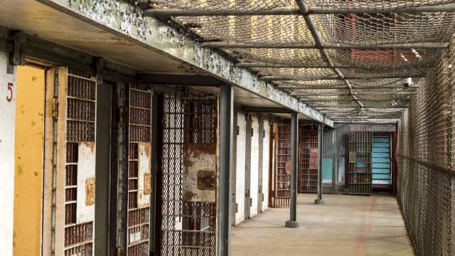 Goiás promete criar presídios para isolar presos perigosos