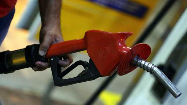 Preço médio da gasolina chega a R$ 4,18 com 11ª alta seguida