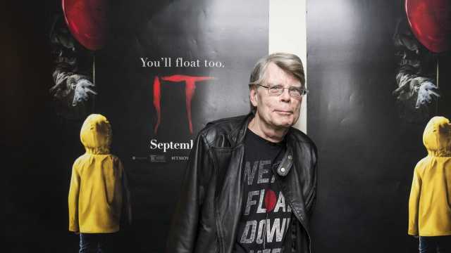 Colecionador perde manuscritos originais de Stephen King em inundação