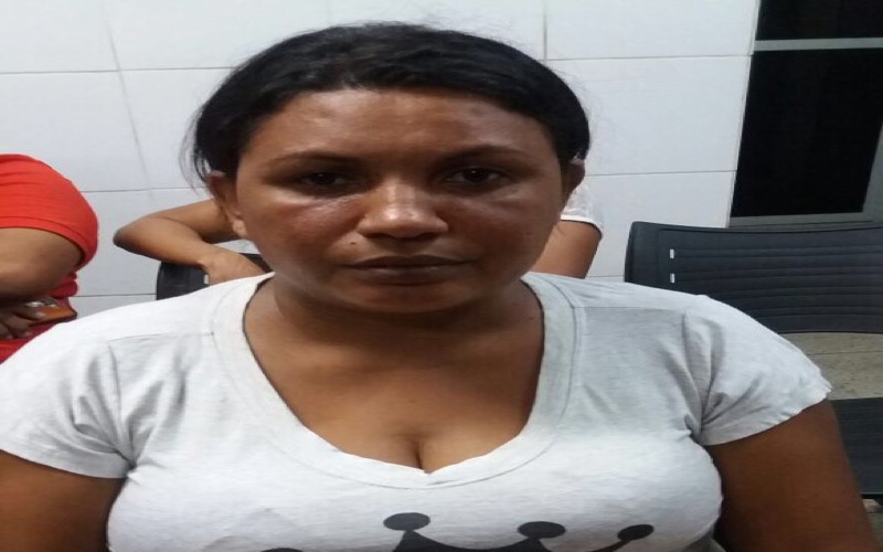 Mandado de prisão: Batalhão de Divisas prende mulher acusada pela segunda vez de tráfico de drogas em Juazeiro do Norte-CE.