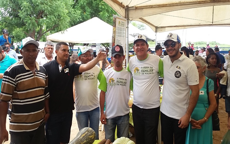 Mauriti realiza primeira feira de agricultura familiar