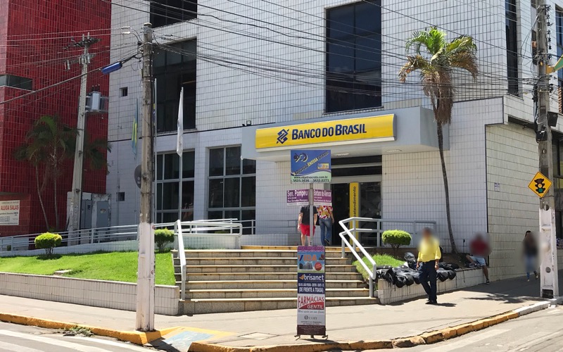 População reclama do horário de funcionamento dos caixas eletrônicos do Banco do Brasil em Crato-CE