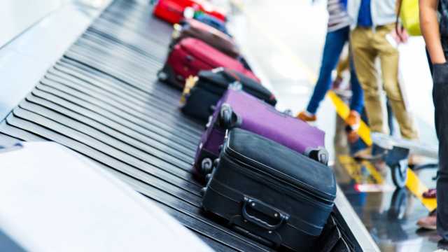 Vai viajar de avião? Veja as regras de transporte de bagagem e não erre