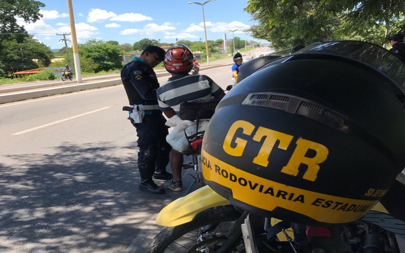 Polícia Rodoviária Estadual intensifica fiscalizações nas rodovias do Cariri