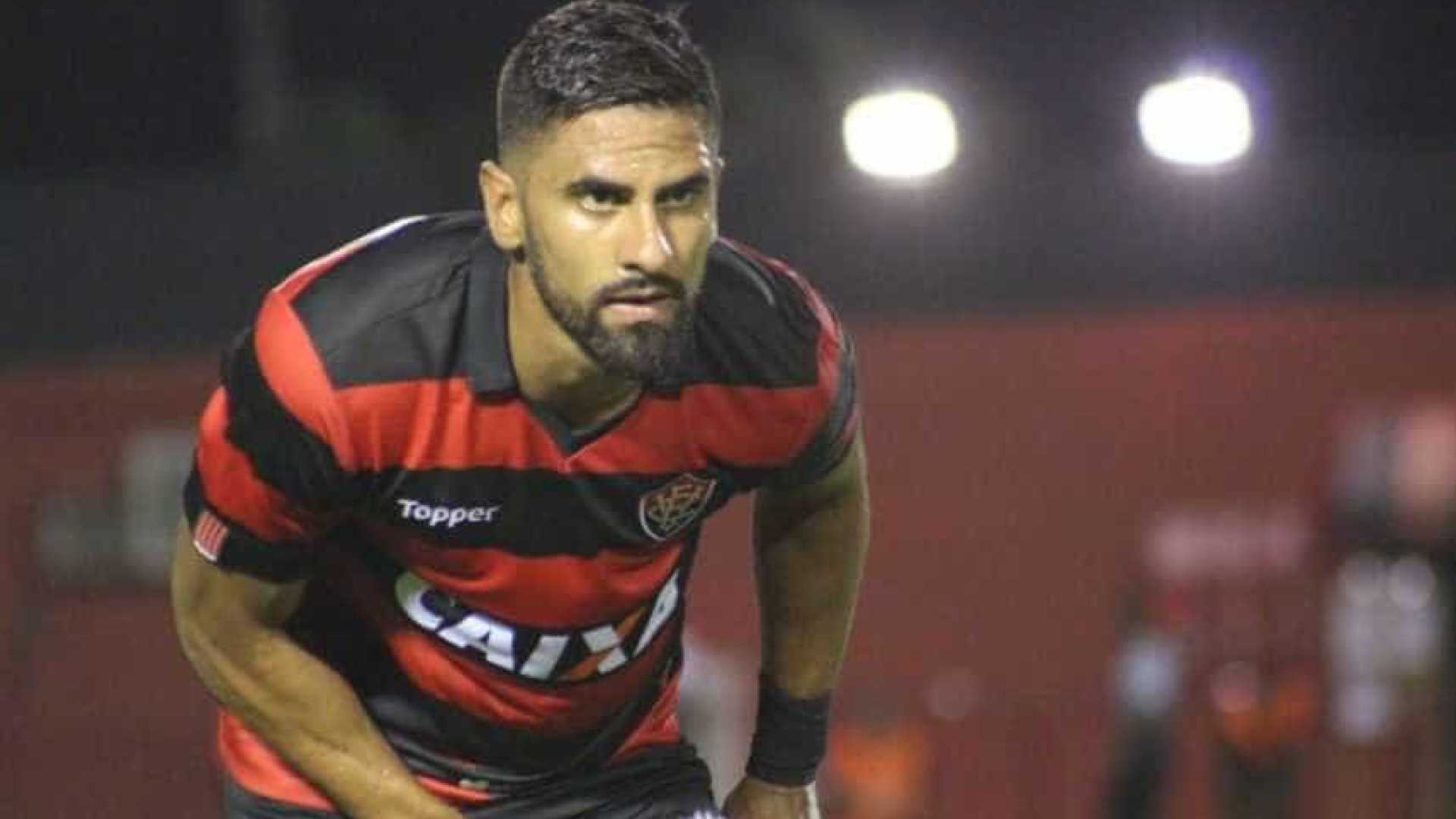 São Paulo acerta com atacante Tréllez, do Vitória