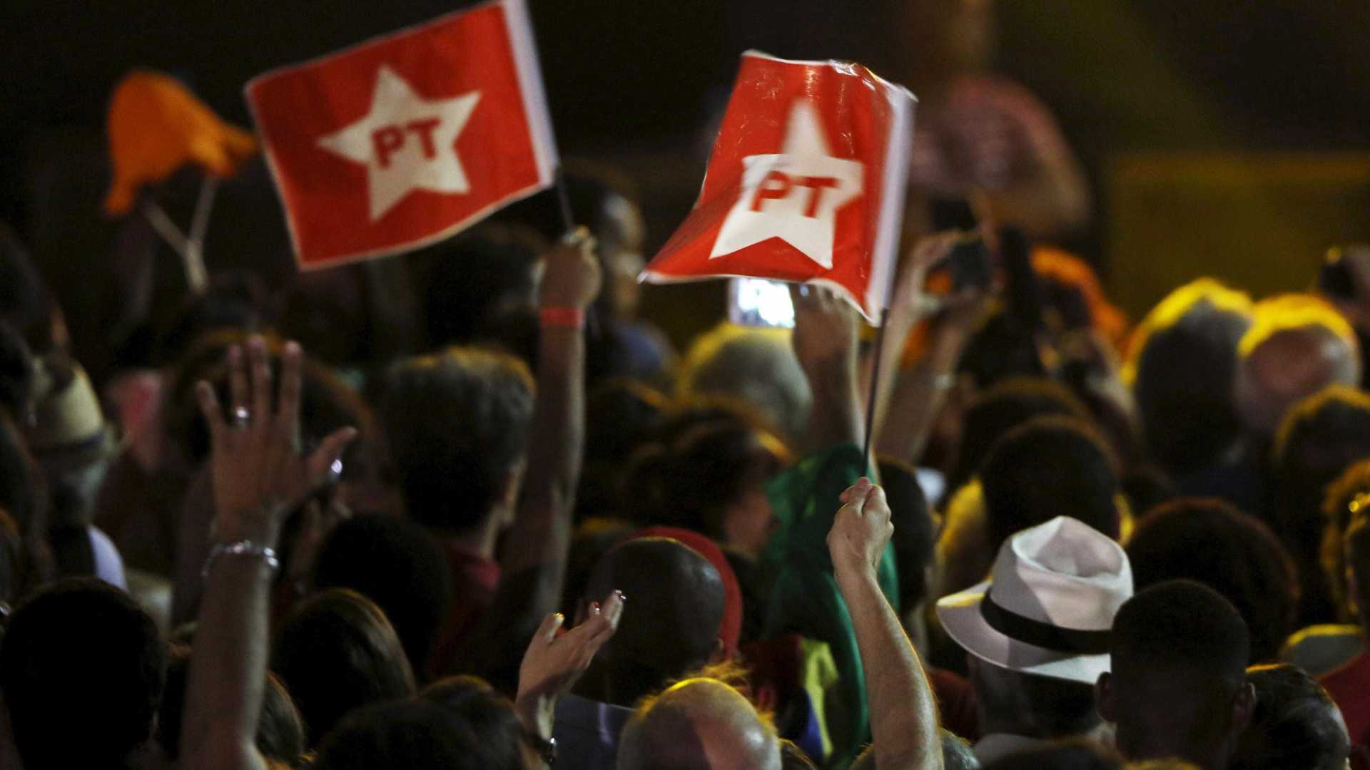Petistas pensam em estratégias para evitar eventual prisão de Lula