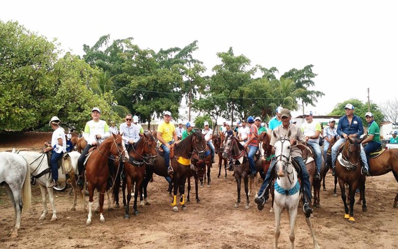 Mauriti realiza 1ª Cavalgada da Feira do Gado