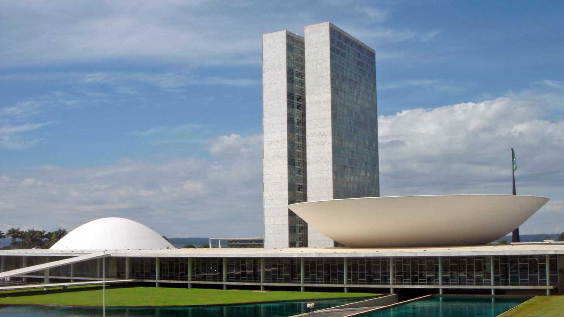 Congresso barra medidas com impacto de R$ 32 bi