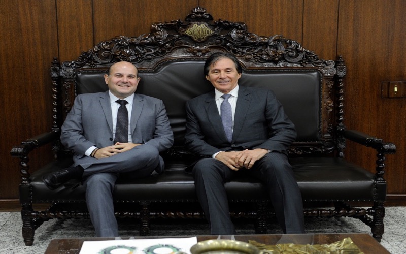 Eunício e Roberto Cláudio discutem aprovação de recursos para revitalização da Beira Mar e Polo Gastronômico da Varjota