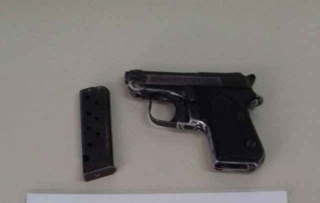 Adolescente é preso com arma de fogo em escola pública na Zona da Mata de Pernambuco