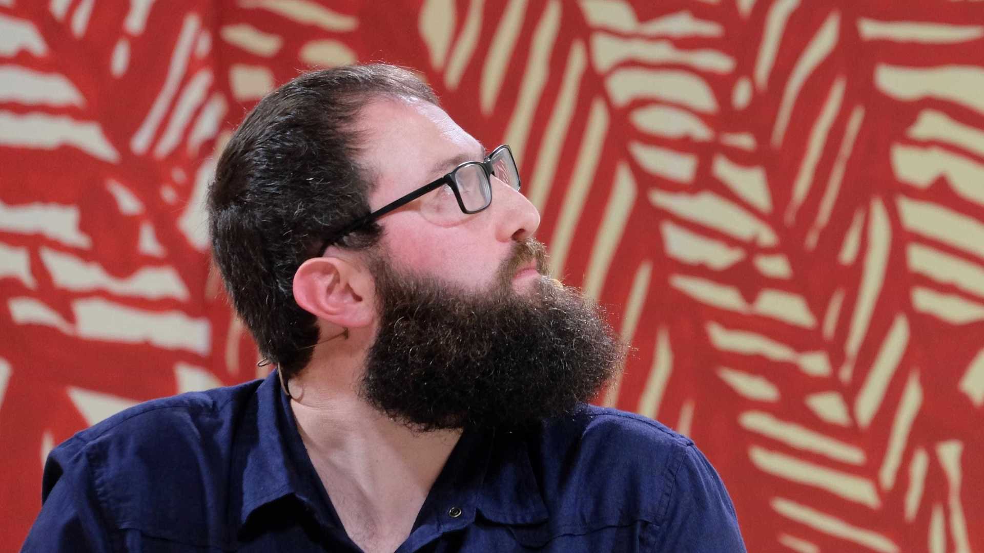 Julián Fuks: ‘Literatura que propõe diálogo também merece espaço’