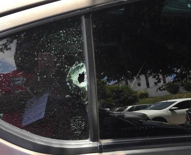Motorista de Uber é baleado na região metropolitana de Salvador