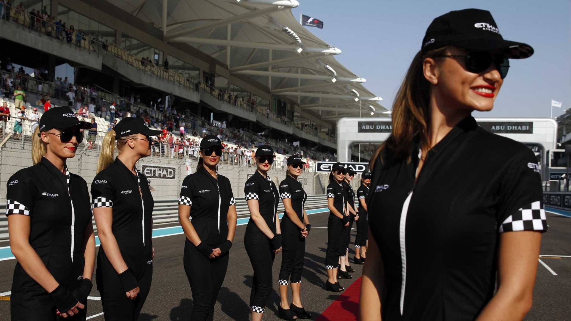 Proibir grid girls é estúpido e vai contra mulheres, diz tricampeão