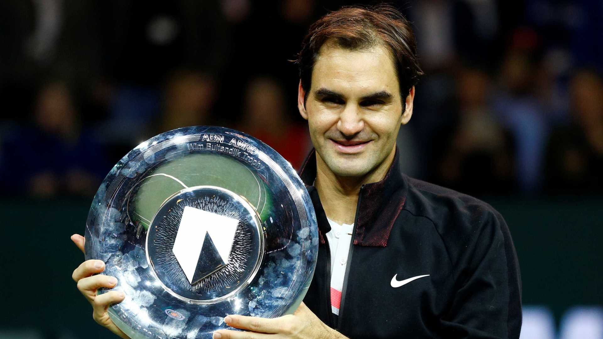 Após 97º título, Federer vira o mais velho a liderar o ranking mundial