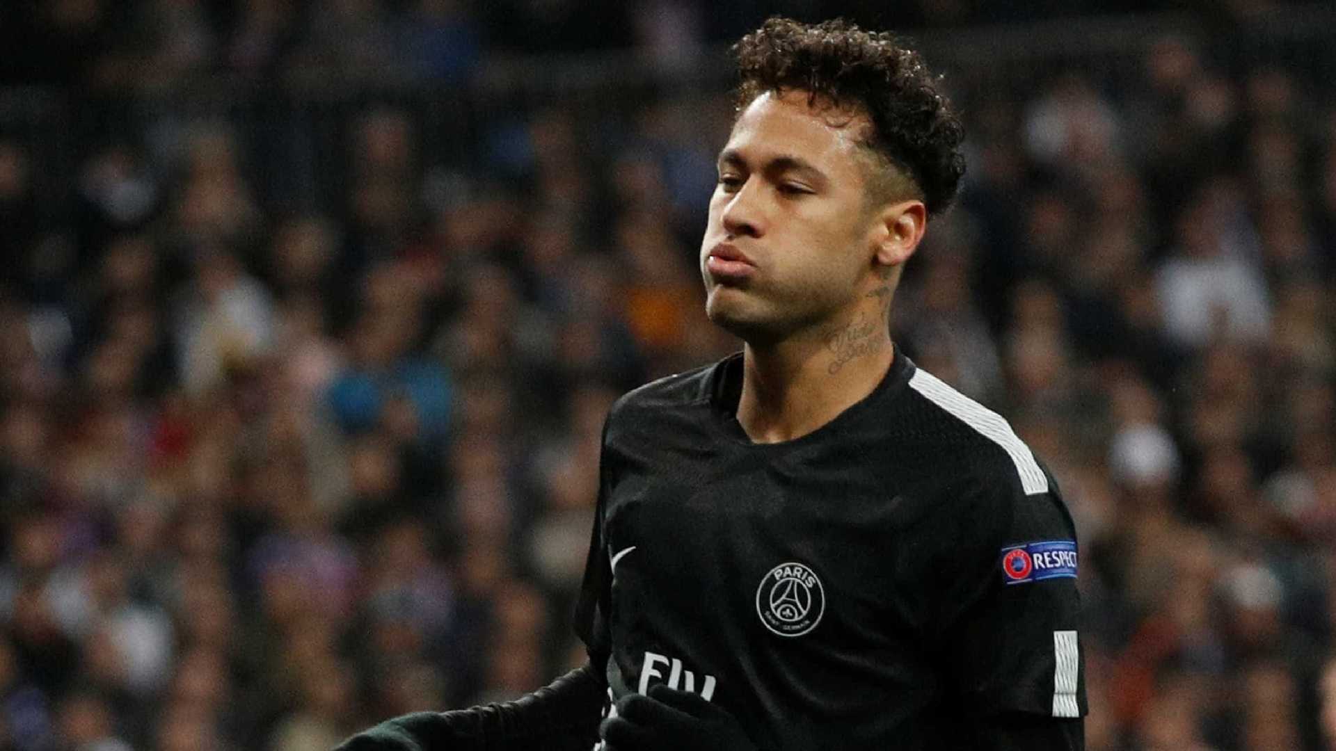‘Neymar é egoísta. Ele só passa a bola quando vê que vai perder’