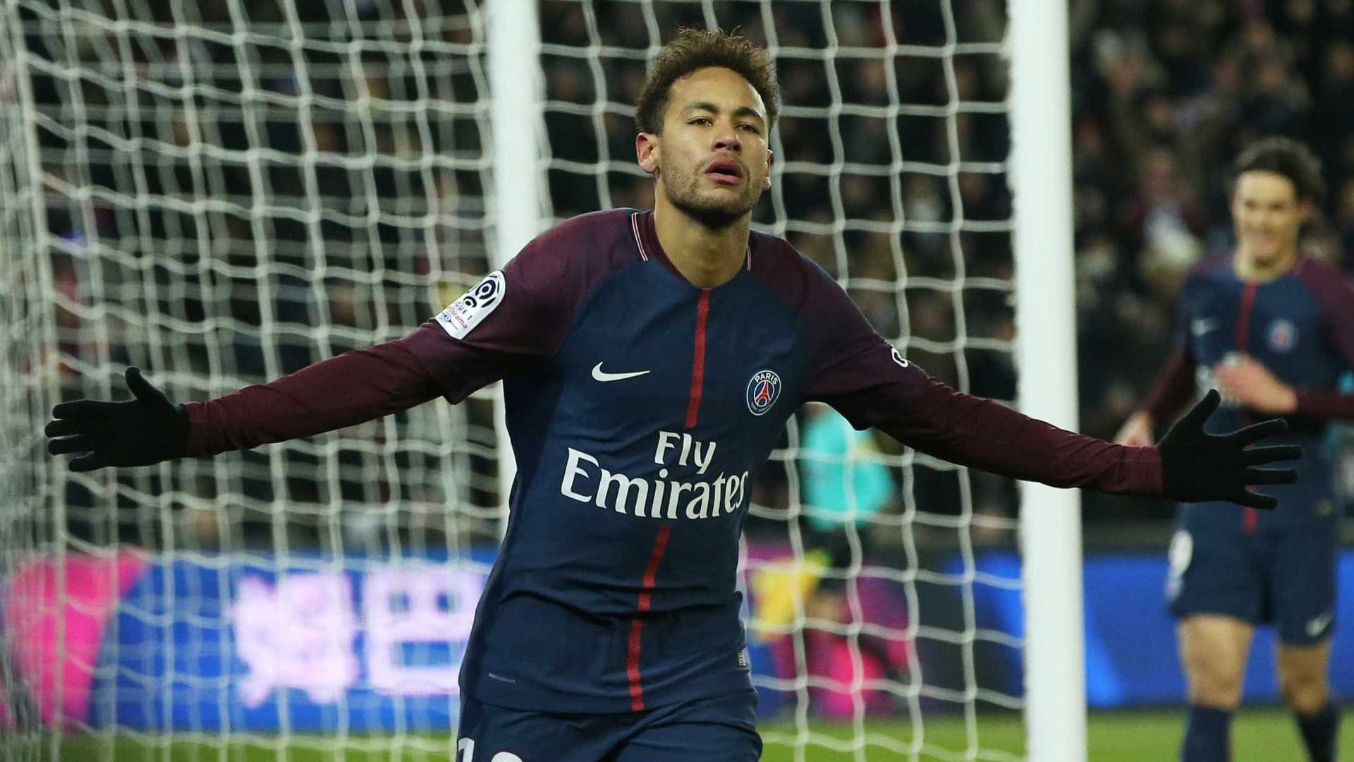 Ultrassonografia descarta fratura em tornozelo de Neymar