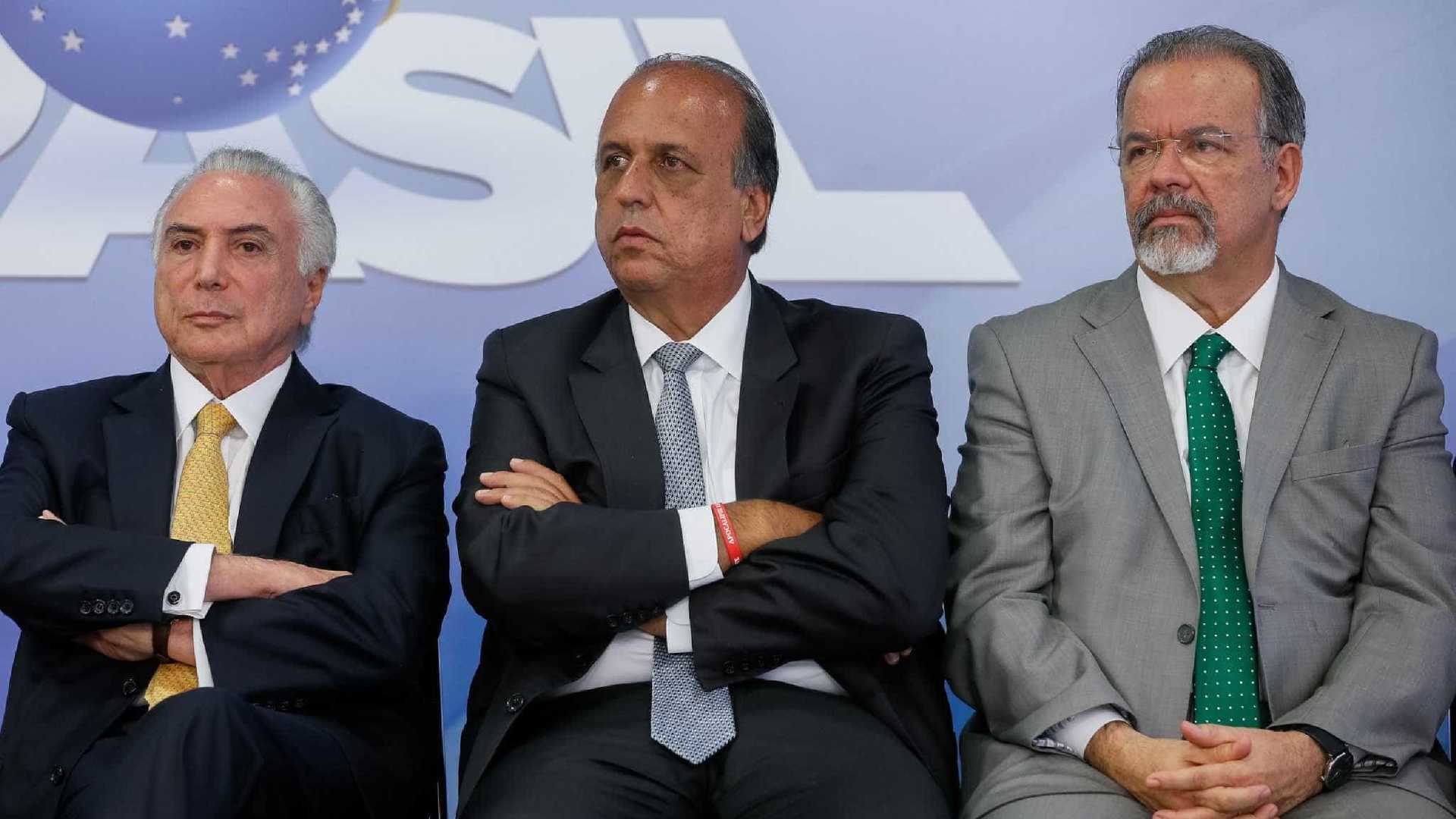 Temer apresenta general a autoridades cariocas