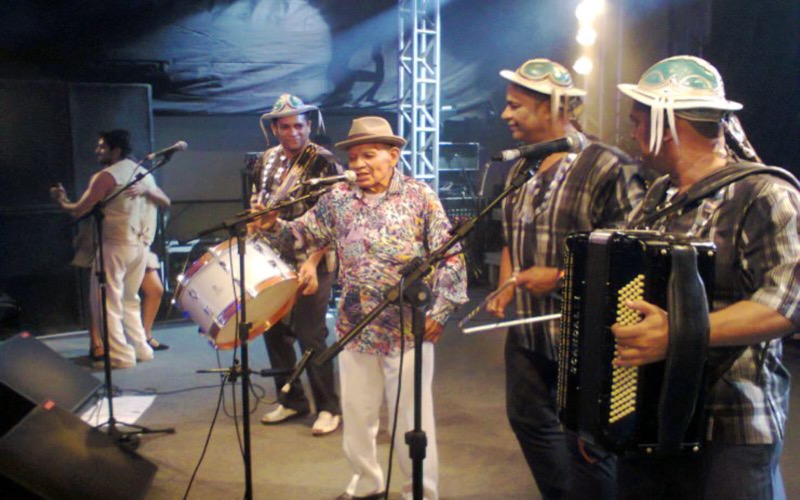 Morre aos 76 anos o músico Messias Holanda, autor do hit “Pra Tirar Côco”
