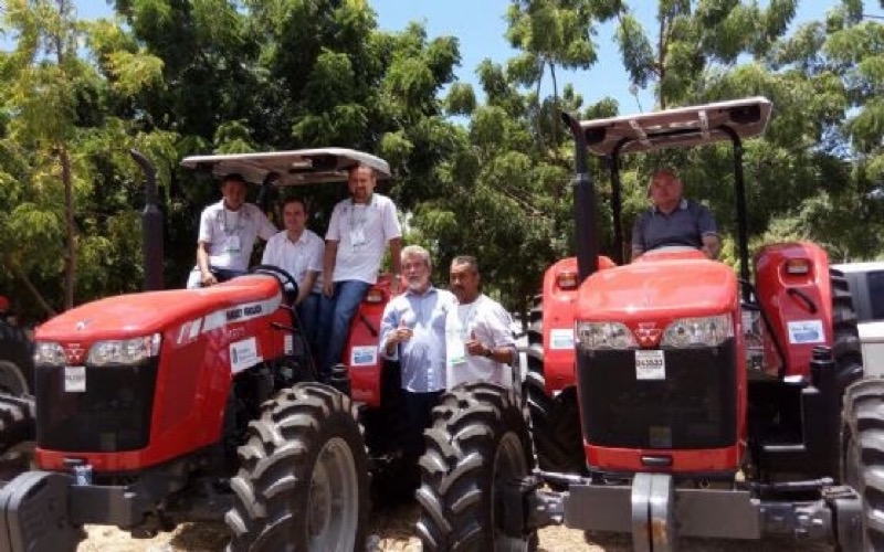 Agricultura familiar: Juazeiro do Norte contemplado com 3 tratores