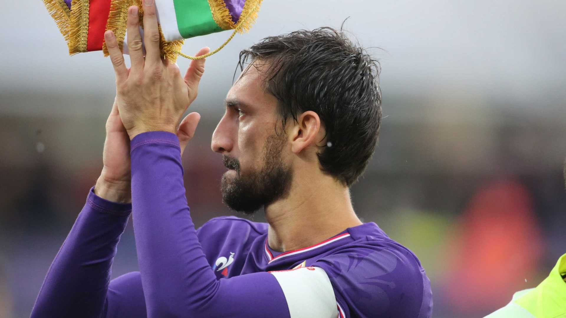 Ex-clubes de zagueiro morto anunciam aposentadoria da camisa 13