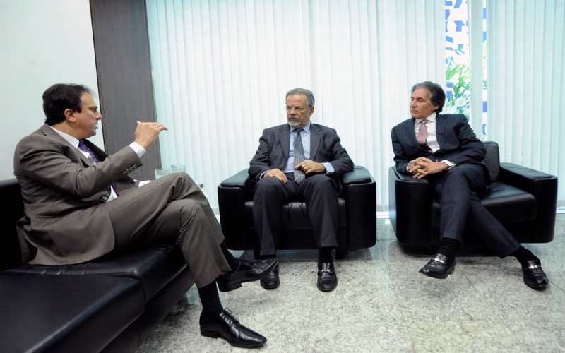 Eunício, Camilo e Jungmann se reúnem para discutir segurança no Ceará