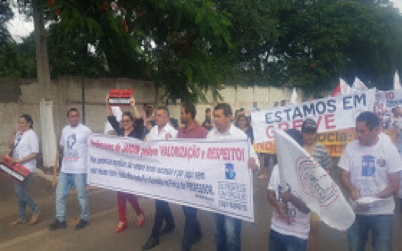 Enquanto isso em Jardim e Aurora…
