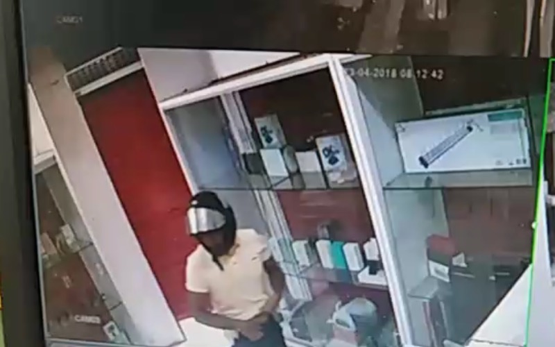 Homem assalta loja em Juazeiro do Norte-CE/ Veja o vídeo: