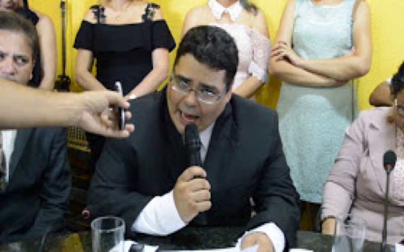 Aurora. Prefeito Júnior Macedo tem decisão difícil pela frente