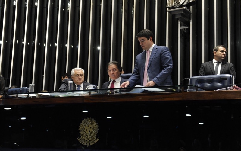 Senado aprova a destinação de mais re cursos para a saúde