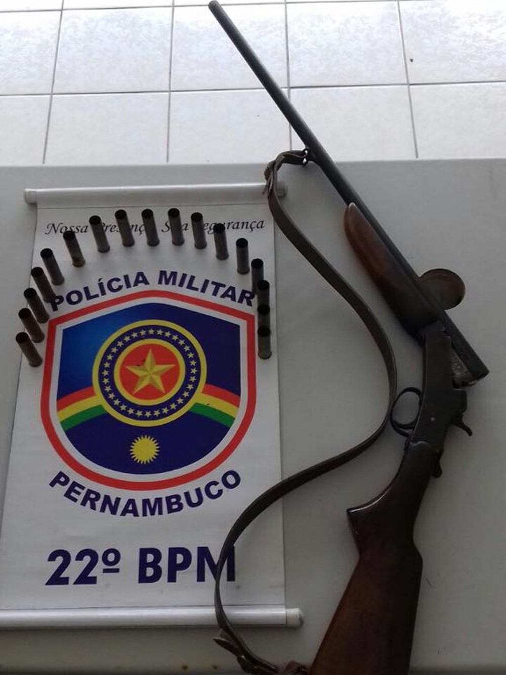 Homem é preso com espingarda ao fazer tocaia para matar suspeito de estupro em Pernambuco, diz PM