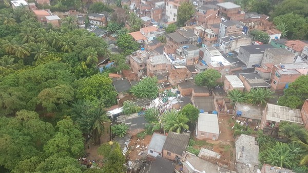 Morador convive com insegurança um mês após desabamento que matou 4 da mesma família na BA: ‘Não tem para onde ir’