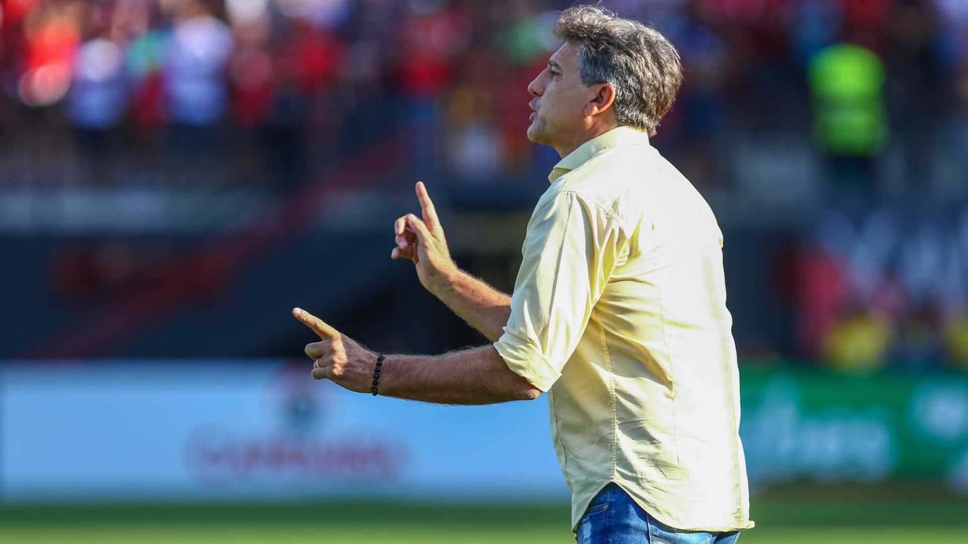 Renato Gaúcho agradece convite do Flamengo e diz que fica no Grêmio