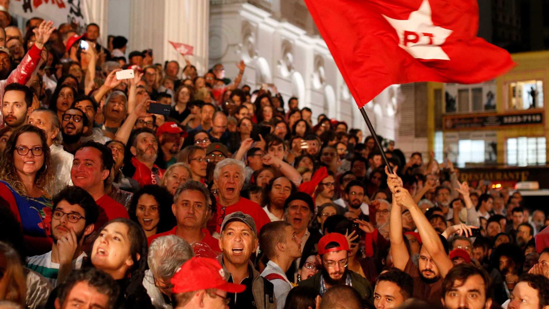 Atos contra prisão de Lula prometem invadir terras e fechar estradas